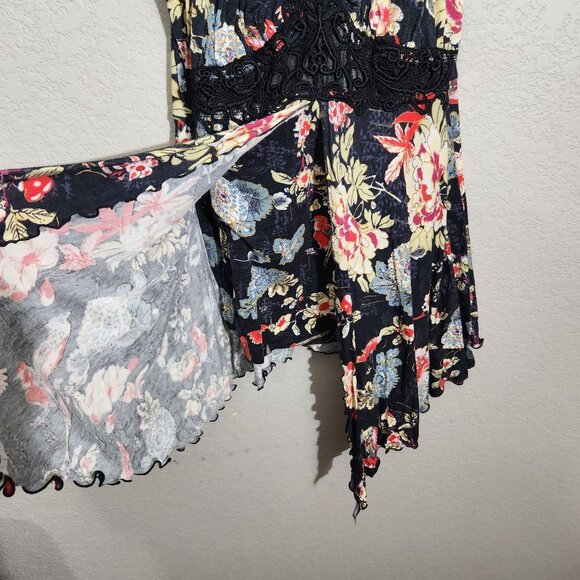 Mesmerize Camisole Womens Medium Floral Lace-Trimmed Sleeveless Boho Whimsigoth - Picture 2 of 13